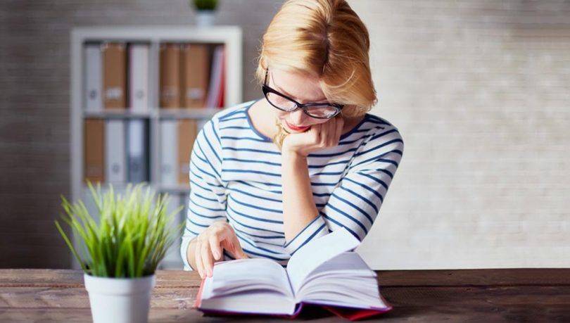كيف تقرأ 200 كتابا في عام واحد؟