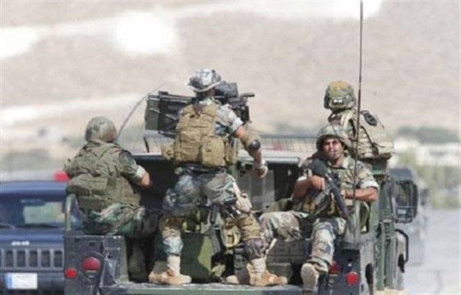توقيف المشتبه بصدمه العسكريين.. وهذه هويته!