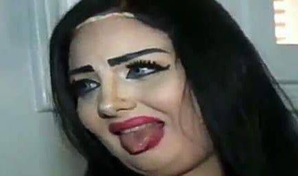 الفيديو الذي تدفع ثمنه داليا حسن ثروة مقابل حذفه !