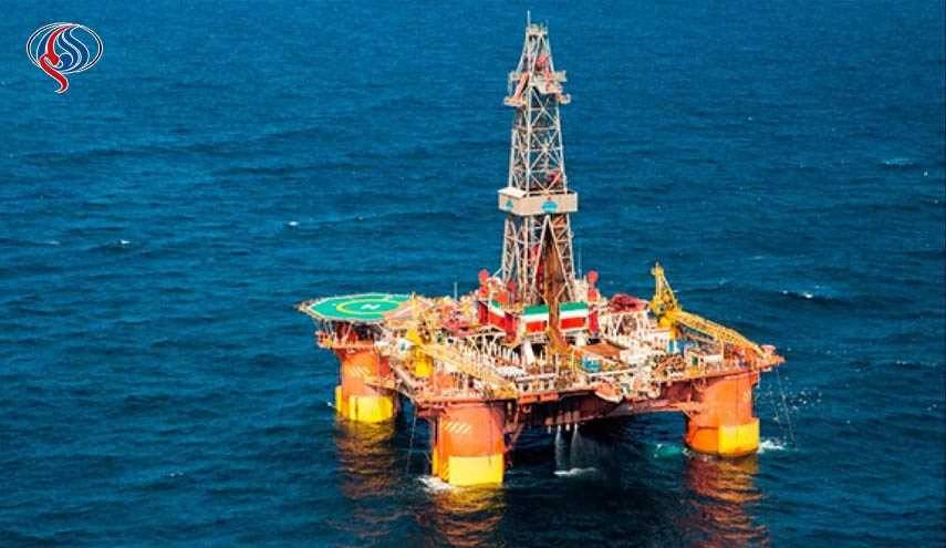 إيران وروسيا توقعان على اتفاقية استكشاف النفط والغاز في بحر قزوين