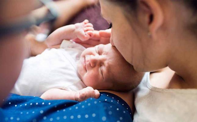 كم عدد الولادات القيصرية التي يمكن للمرأة الخضوع لها؟