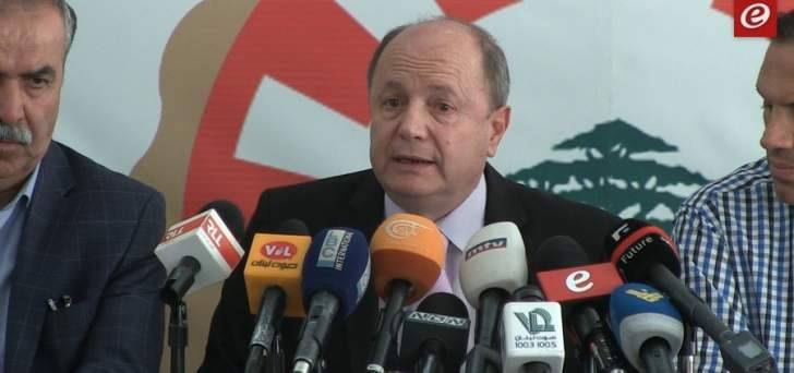 الاسمر: اي بحث بالعودة للدفع وفق الجداول القديمة سيجابه باضراب مفتوح
