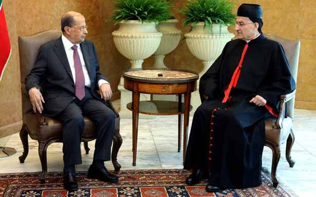 التقى البطريرك يونان مع مطارنة السريان الكاثوليك و«الرامغفار»
عون : لا يُمكن أن تبقى الأمور سائرة باتجاه التعصّب والتطرّف
الراعي : لإيجاد حلّ للنازحين والإنتخابات ستحصل في أيّار المقبل