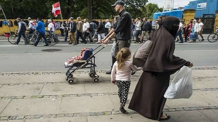 الدنمارك تعتزم حظر النقاب في الأماكن العامة