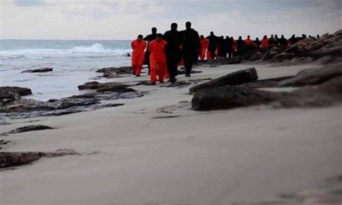 داعشي يروي لأول مرة تفاصيل مذبحة الأقباط في ليبيا من التصوير إلى الدفن