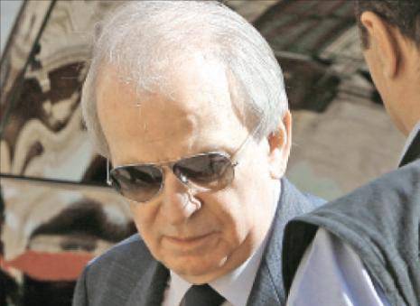 حمادة يشن الهجوم على مجلس الوزراء و تعيينات الأساتذة تتعرقل!
