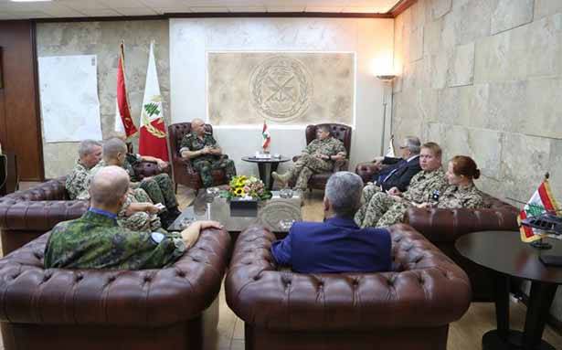قائد الجيش التقى نائب رئيس
أركان القوّات المسلّحة الفلنديّة
