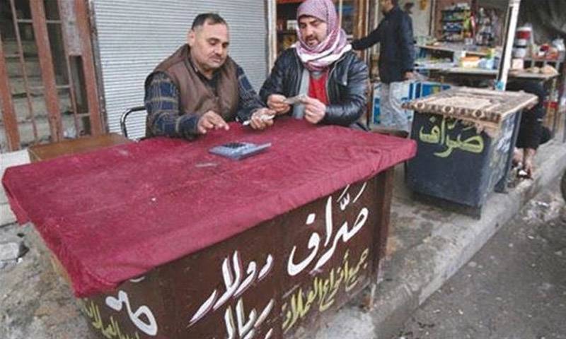 الناس يتخلون عن الدولار والسبب: الليرة السورية!