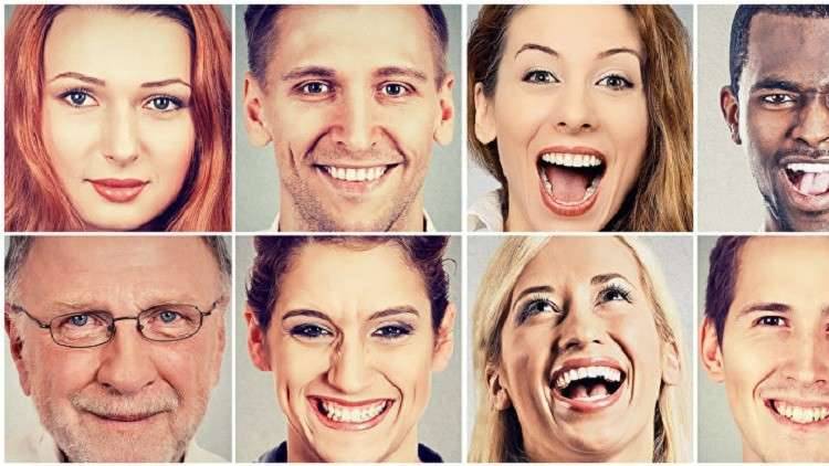 معظم الابتسامات كاذبة ولا تعبر عن السعادة!
