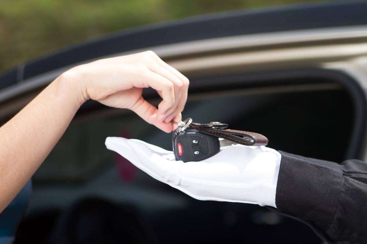 و أخيرا, تسعيرة ثابتة لل valet parking و قيمتها...؟