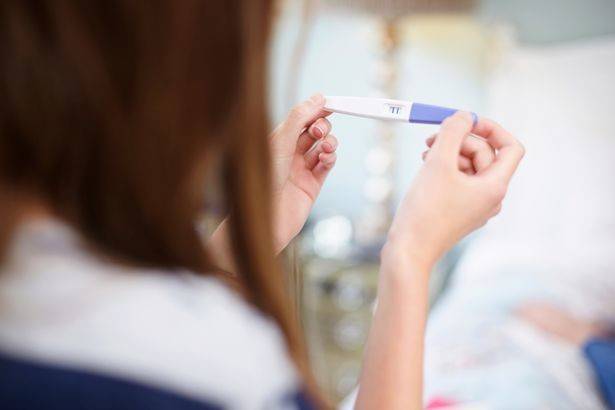 استخدمي معجون الأسنان بهذه الطريقة لاختبار فحص الحمل