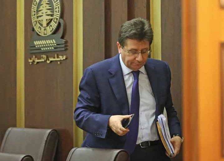 كنعان خرج عند التّصويت.. والحريري عند كلام الجميّل