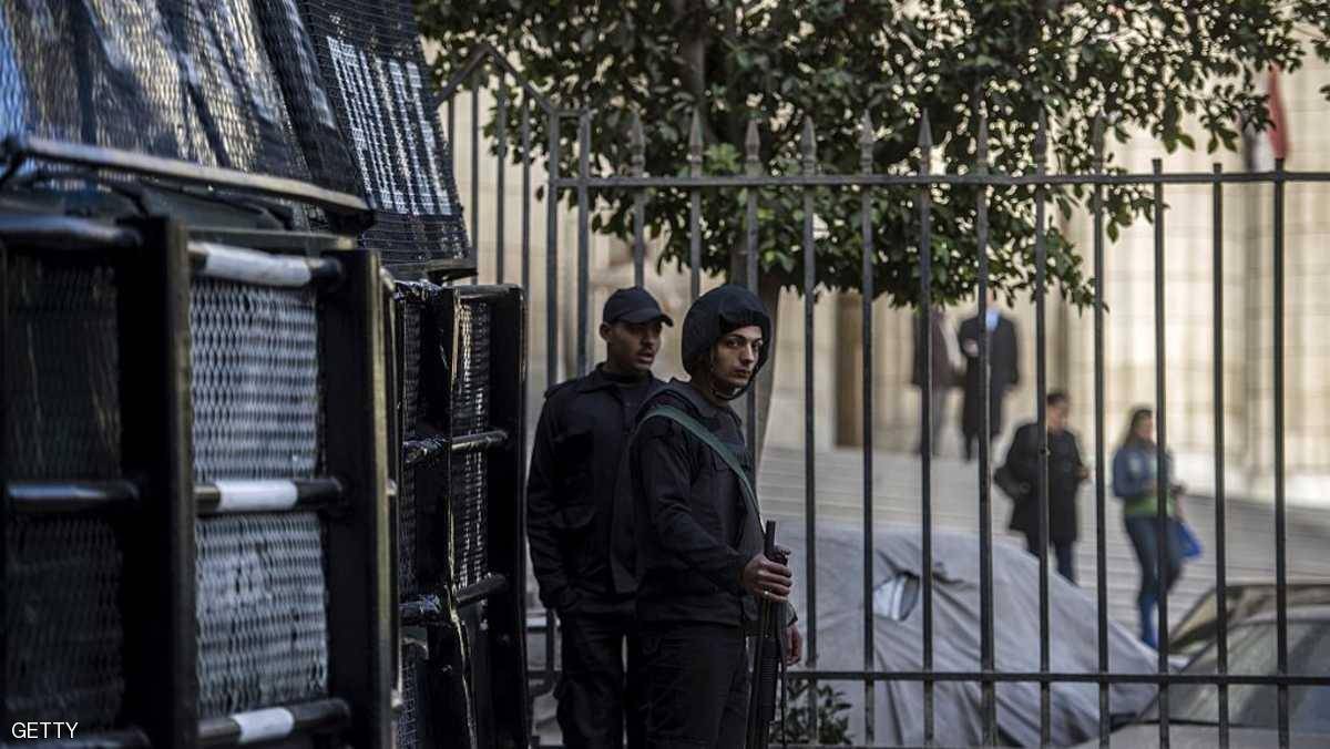 مصر.. الإعدام لـ 8 من "مقتحمي قسم حلوان"