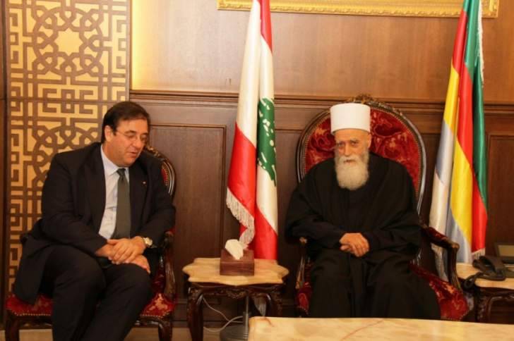 شيخ العقل استقبل سفير فرنسا: الارهاب لن يثني الشعوب عن التقارب