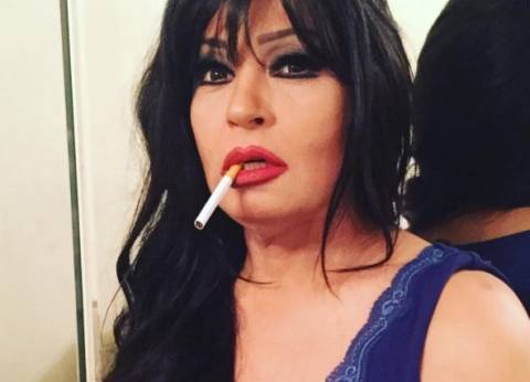 بالفيديو: فيفي عبدو تجارة ماذا؟