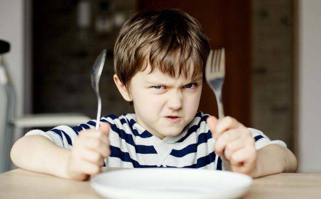 كيف اسمن طفلي بطريقة صحية؟