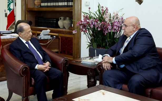 بحث موضوع النازحين مع حمدان والتقى الخيـر
عون تابع مع قانصو التحضيرات لإقرار الموازنة