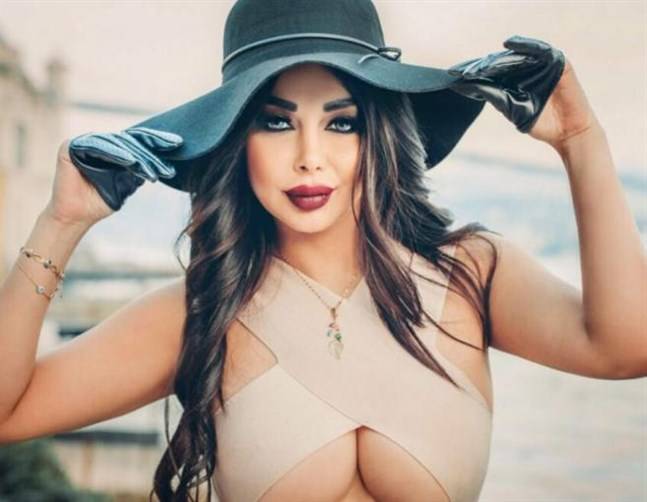 رولا يمّوت تتخطّى كل الحدود الحمراء بصورها وفيديوهاتها الفاضحة!