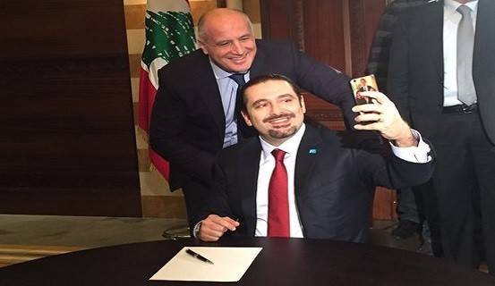 صورة تجمع والدة مارسيل غانم والرئيس الحريري