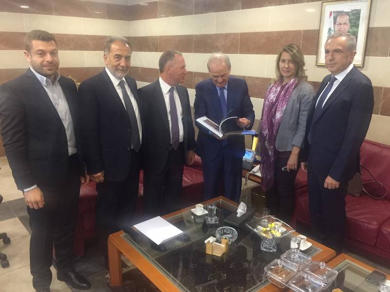 حمادة تابع الأنشطة التربوية مع وفد من زغرتا وأكد لفعاليات البيرة متابعة عمل الثانوية