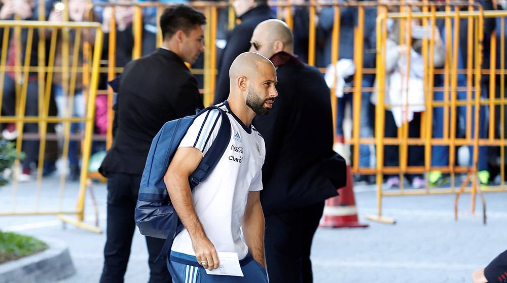 ماسكيرانو يفاجئ متابعيه بموعد اعتزاله!