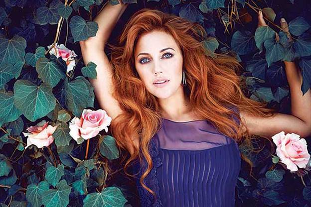 رد مثير للجدل من مريم أوزرلي حول علاقتها بالمذيع المصري