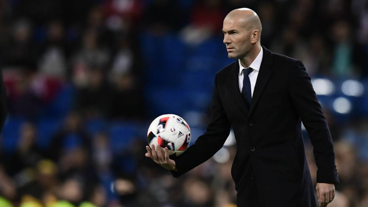 فرنسا تستعد لخطف زيدان من ريال مدريد