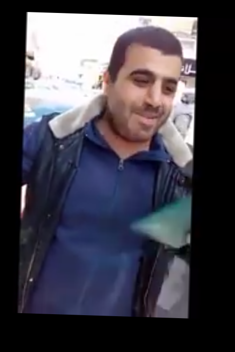 أردني ذهب لاصلاح مكيف في أحد البنوك ليجد أكبر مفاجأة بعمره في انتظاره