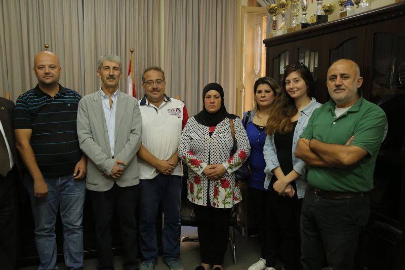 وفد اممي زار مدرستين رسميتين في أبي سمراء