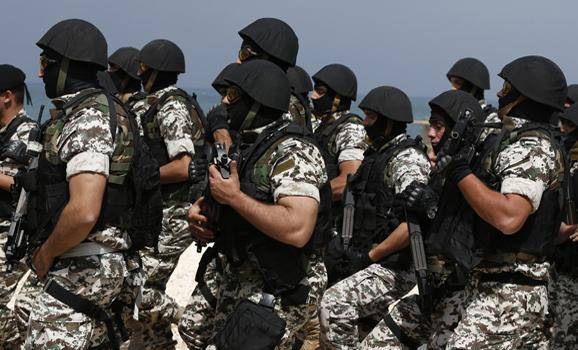 زوّروا مستندات سفر..فوقعوا في قبضة الامن