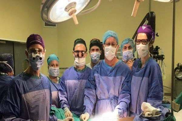 عملية جراحية حوّلته الى صاحب أكبر عضو ذكري!
