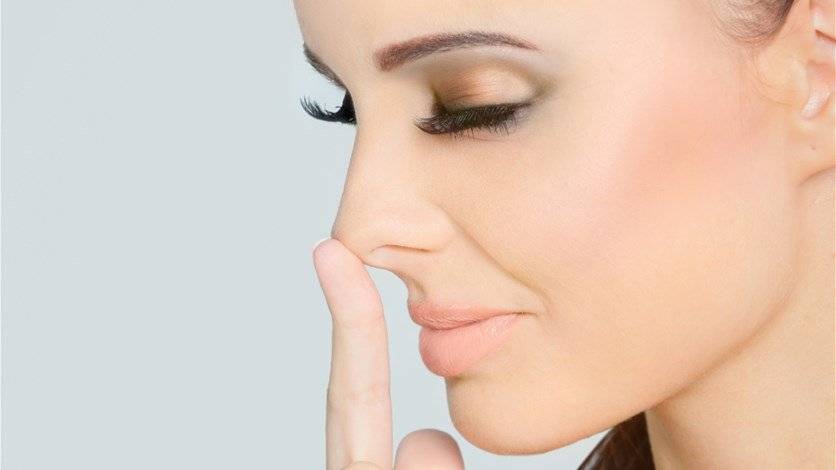 ثلاث طرق لتجميل الأنف من دون الخضوع لعملية!!