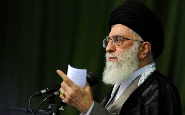 خامنئي ردّ على تهديدات ترامب : سنحول الاتفاق النووي الى «فتات»