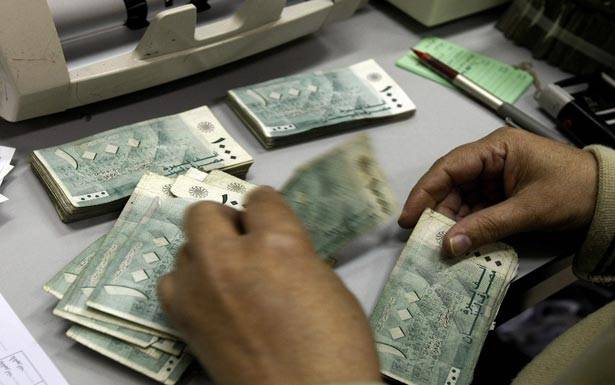 ازمة عميقة يعيشها الاقتصاد اللبناني