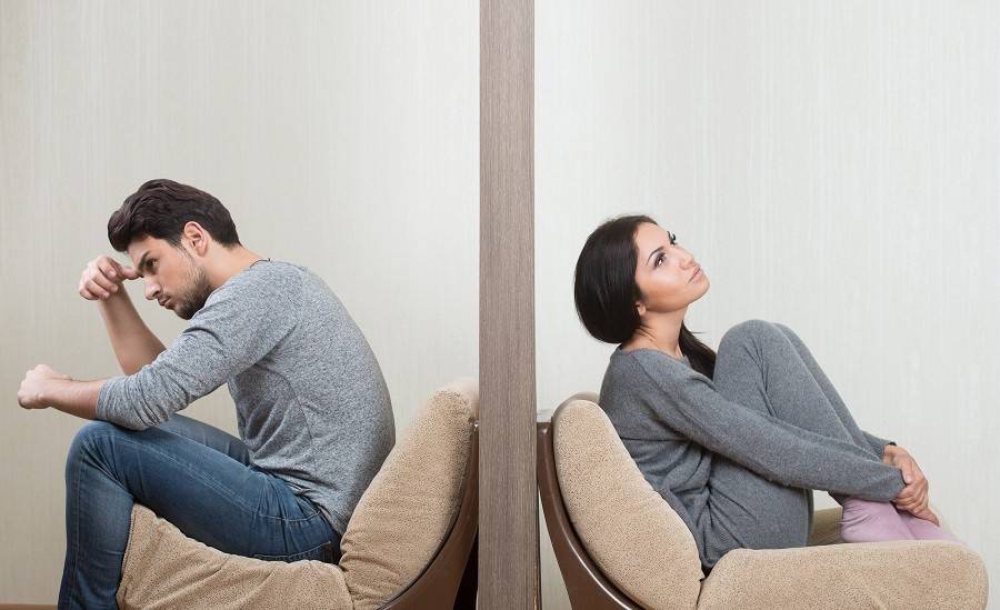 كيف تعرفين أن زوجك يخونك بحسب برجه؟ إليك هذه الإشارات