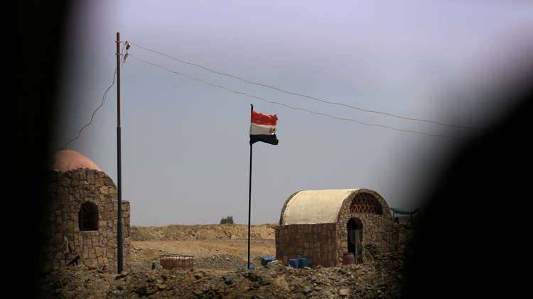 بالصورة .. ضابط مصري وحيد ينجو من "كمين" الواحات