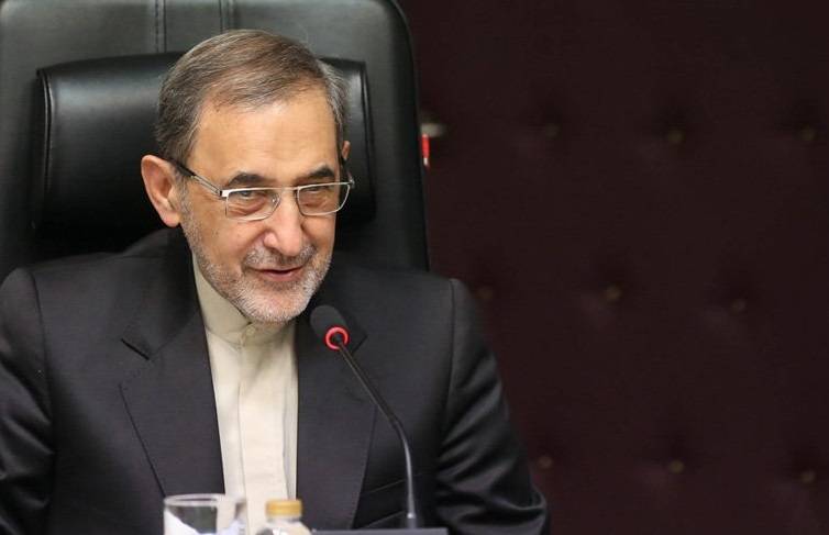 ولايتي: لا يحق لأحد أن يتدخل في شؤوننا الدفاعية