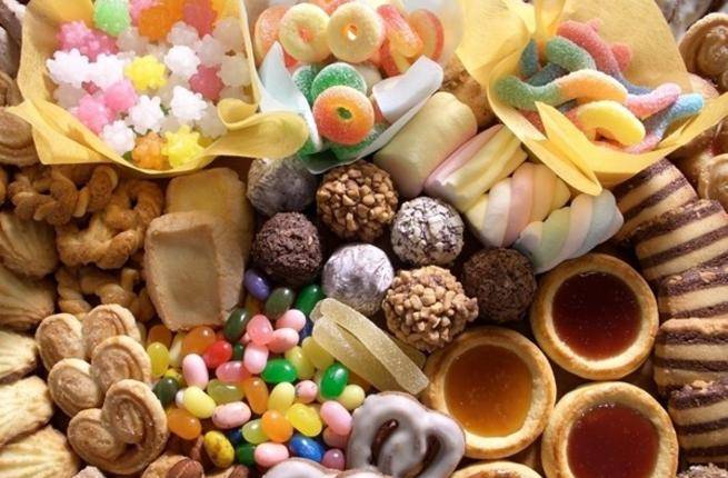 تسع أطعمة تسبب الإدمان