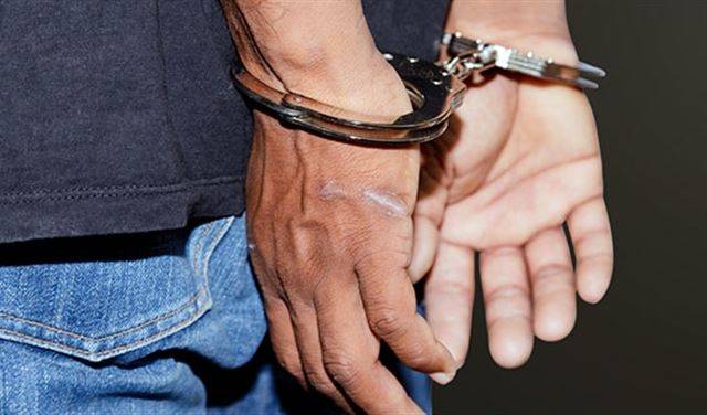 مطلوب بمذكرة توقيف.. بقبضة مفرزة استقصاء الجنوب