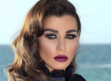 بالفيديو.. هل ترتبط نادين الراسي برجل مصري؟