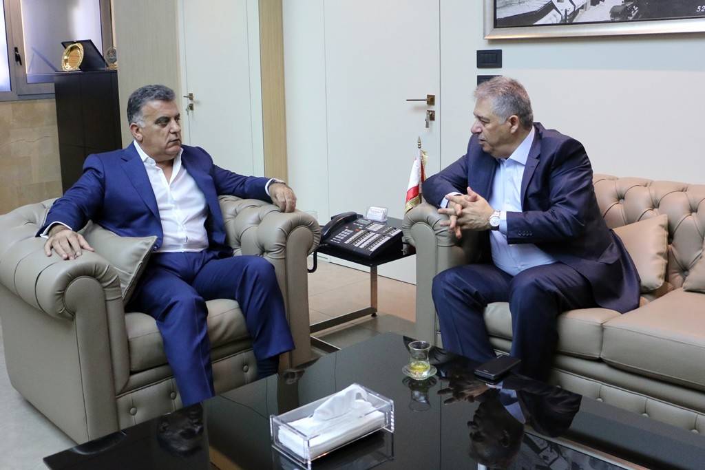 اللواء ابراهيم يستقبل السفير أشرف دبّور