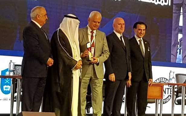 فنيانوس مُمثلاً عون في مُؤتمر «الصيانة الذكيّة» :
الأعمال تساهم في تنمية الإقتصاد
