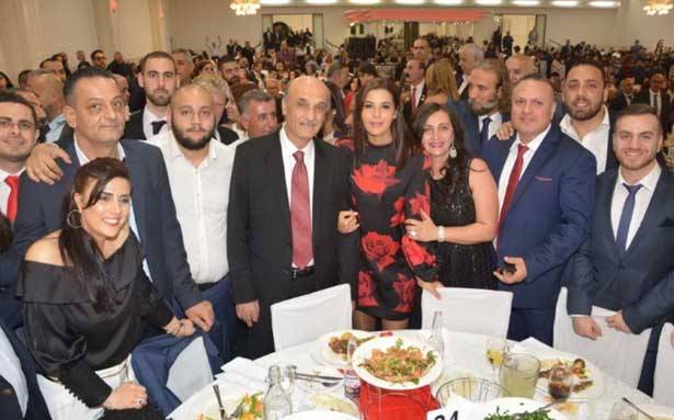 جعجع ردّ على قاسم دون أن يُسمّيه:
البعض يُصادر السلاح ويُريد مُصادرة الأحكام