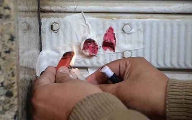 ختم معملين في البقاع بالشمع الأحمر