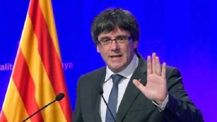 رئيس إقليم كتالونيا المقال يدعو أنصاره لمعارضة قرارات مدريد بطرق ديمقراطية
