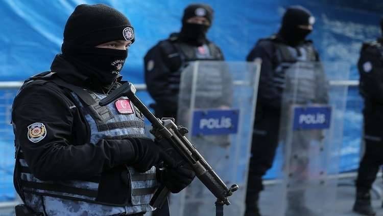 أنقرة تعتقل نحو 50 مشتبها بانتمائهم لتنظيم 
