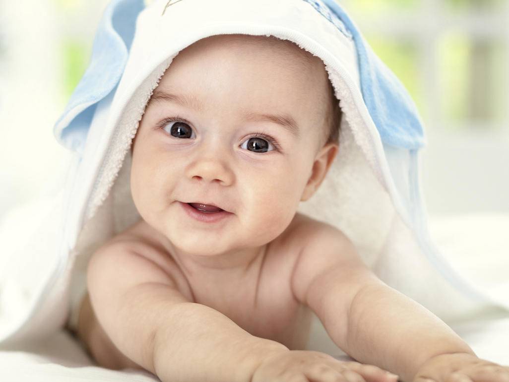 مأساة رضيعة وُلدت بحمام سباحة... الأطباء يحذرون الحوامل من هذه البكتيريا!!!