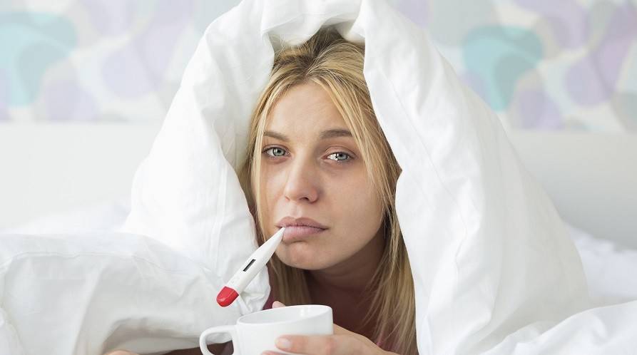 تدهورت حالتها وكادت أن تموت.. السبب مُنتج تستخدمه جميع النساء