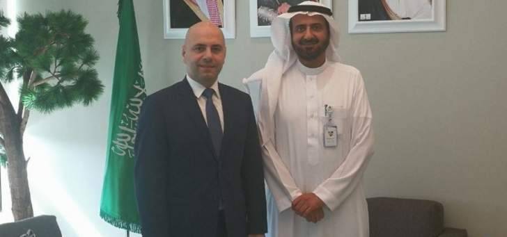 حاصباني في الرياض ويبحث مع نظيره السعودي في وضع القطاع الصحي