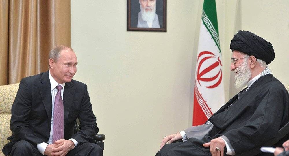 بيسكوف: بوتين يلتقي آيه الله خامنئي خلال زيارته طهران